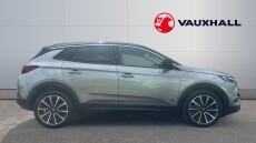 Vauxhall Grandland X 1.6 Hybrid4 300 Business Ed Nav Premium 5dr Auto Hatchback